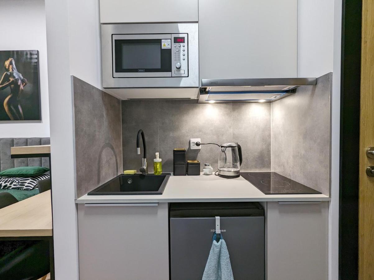 Mercy Apartments A 12 วอร์ซอ ภายนอก รูปภาพ